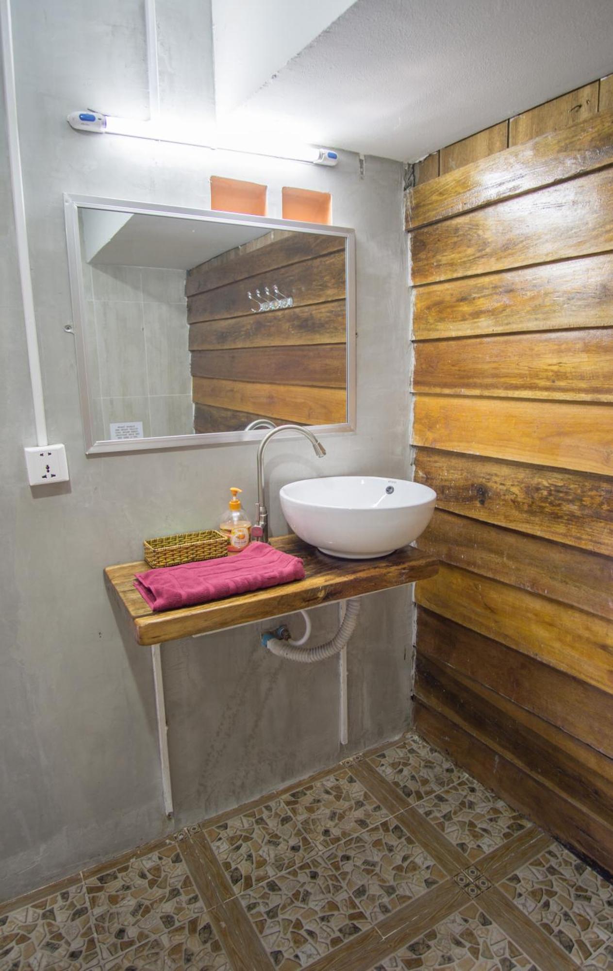 Om Home Sihanoukville Bagian luar foto